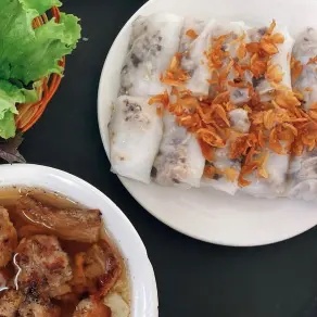 Ảnh bìa Bùi Nam - Bánh Cuốn Nóng, Bún Chả & Gà Tần - Đỗ Đức Dục