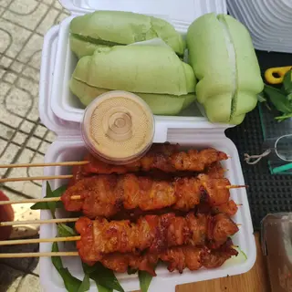 Ảnh đại diện Em Nè - Thịt Xiên, Bánh Bao Thịt Nướng Phô Mai - Nguyễn Thị Kiểu