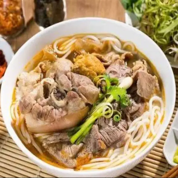 Ảnh bìa Bún Bò Huế Xưa Và Nay - Đường Số 10