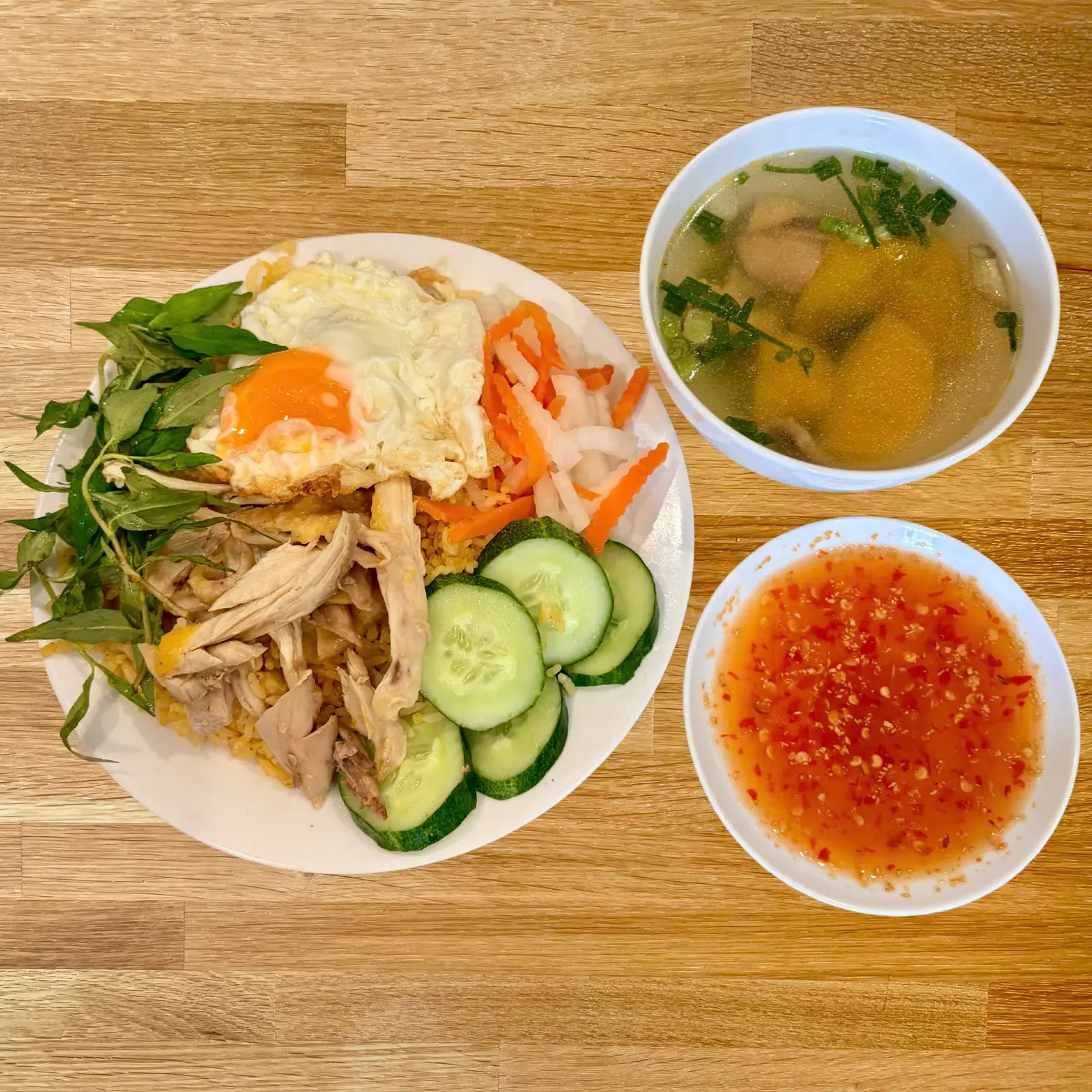Ảnh bìa Bếp Nhà Má Liên - Cơm Gà Quận 9 - Vinhomes Grand Park
