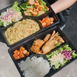 Ảnh đại diện Cơm & Phở - Hằng Nga - Chung Cư IEC Tứ Hiệp