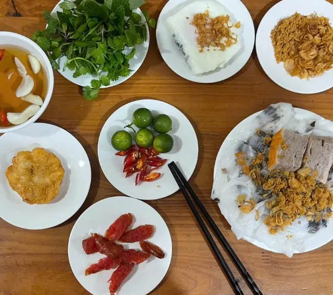 Ảnh bìa Bánh Cuốn Nóng 101 Bà Triệu - Triệu Việt Vương