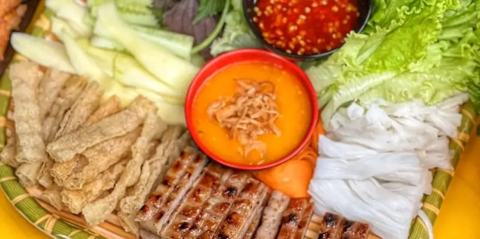 Ảnh bìa Nem Nướng Nha Trang Quán Cọ - Trần Quốc Hoàn