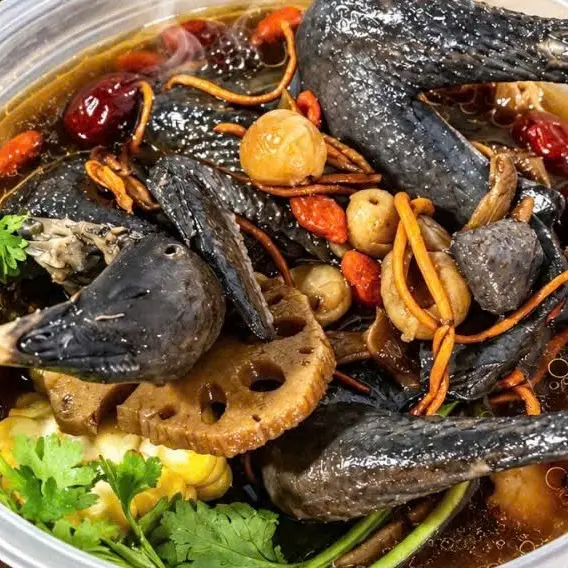 Ảnh bìa GÀ TIỀM LÊ DUY - Nguyễn Văn Quỳ