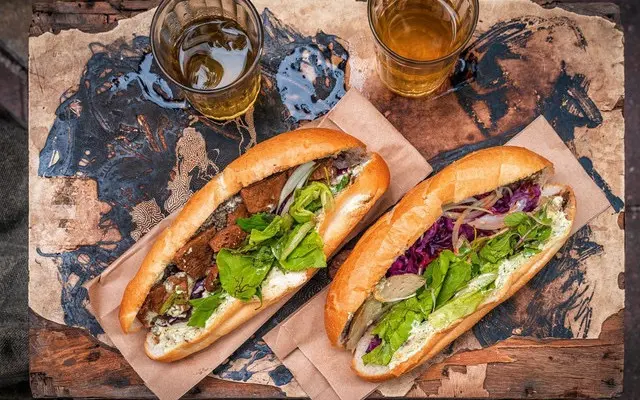 Ảnh bìa Bánh Mì Chay Tuệ An - Hoàng Sa