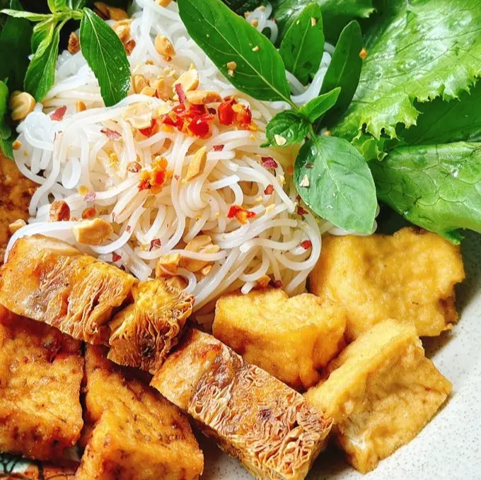 Ảnh bìa Bún Hà Trang - Tạ Quang Bửu