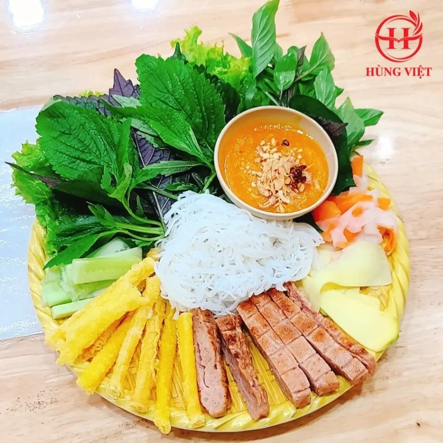 Ảnh bìa Hùng Việt - Nem Nướng Nha Trang - Lê Đức Thọ
