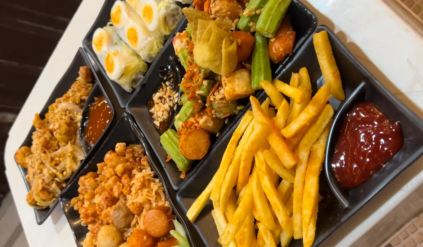 Ảnh bìa Ăn Vặt Trương Gia - Đường A8