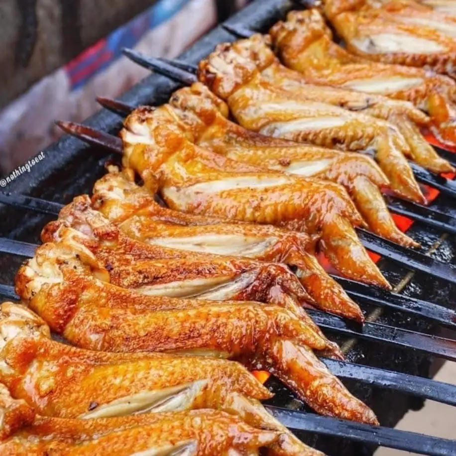 Ảnh bìa Tiệm Nhà Thỏ - Chim Cút Quay, Cánh Gà Nướng & Ăn Vặt - Trâu Quỳ