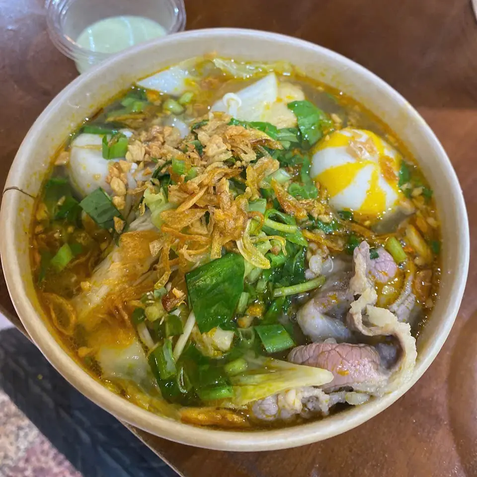 Ảnh bìa Lẩu Ly - Anmomi - Phan Đình Phùng