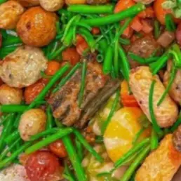 Ảnh bìa Fami Food - Đồ Ăn Vặt, Nem Chua Rán & Viên Chiên Nước Mắm - Cầu Giấy