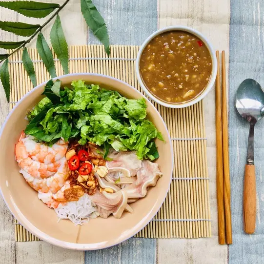 Ảnh bìa Miền Trung Quán - Đường 1A