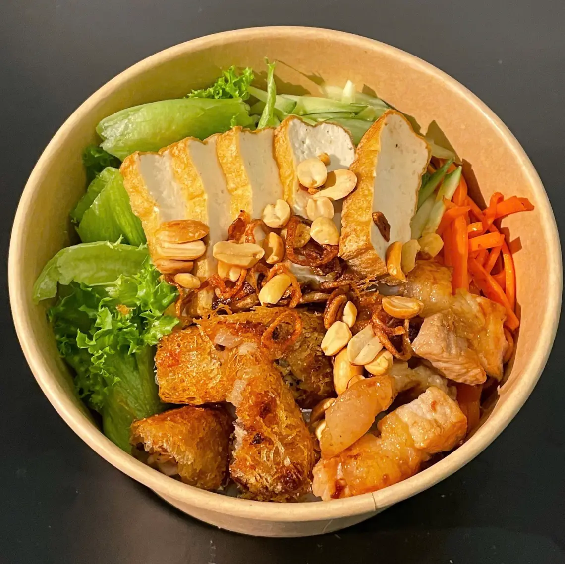 Ảnh bìa Ngọc Ngân - Bánh Mì Heo Quay - Lê Văn Lương