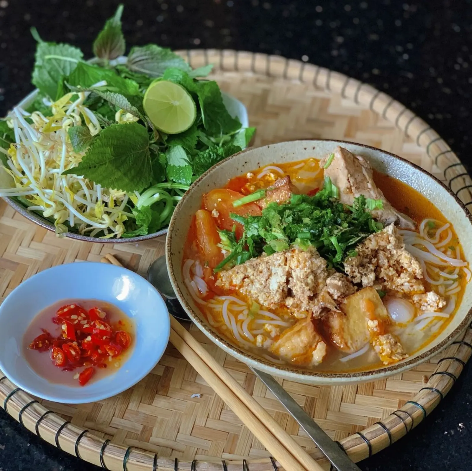 Ảnh bìa Quán Phương Q4 - Canh Bún Cua Đồng - Đoàn Văn Bơ