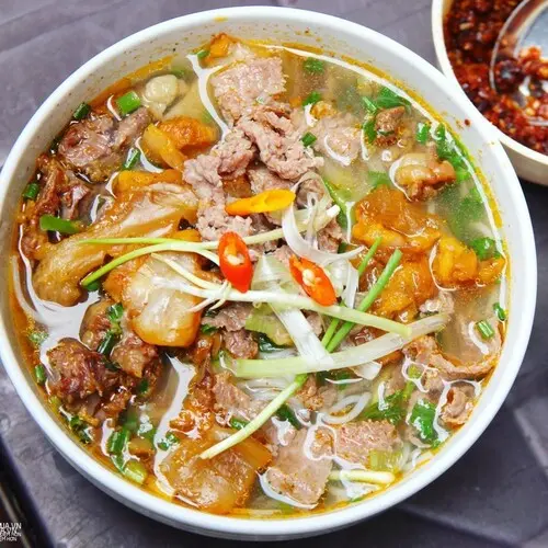 Ảnh bìa Bún Bò Huế O Gái - Trần Văn Đang