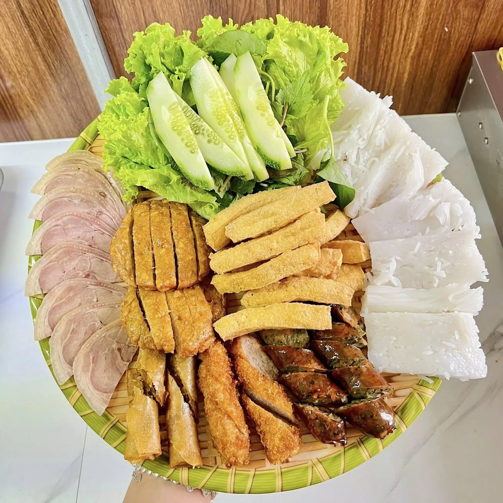 Ảnh bìa Mỡ Mỡ - Bún Đậu Mẹt & Cơm Văn Phòng - Khu Đất Dịch Vụ