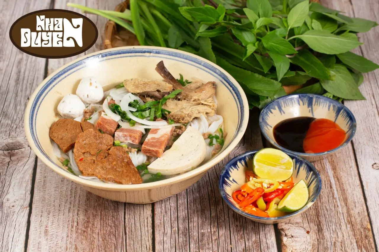 Ảnh bìa Cơm Phở Chay Nhân Duyên - Hồ Xuân Hương