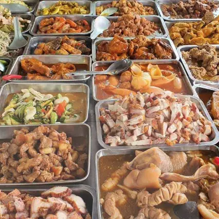 Ảnh bìa Cơm Gia Đình Tự Chọn - Trương Định