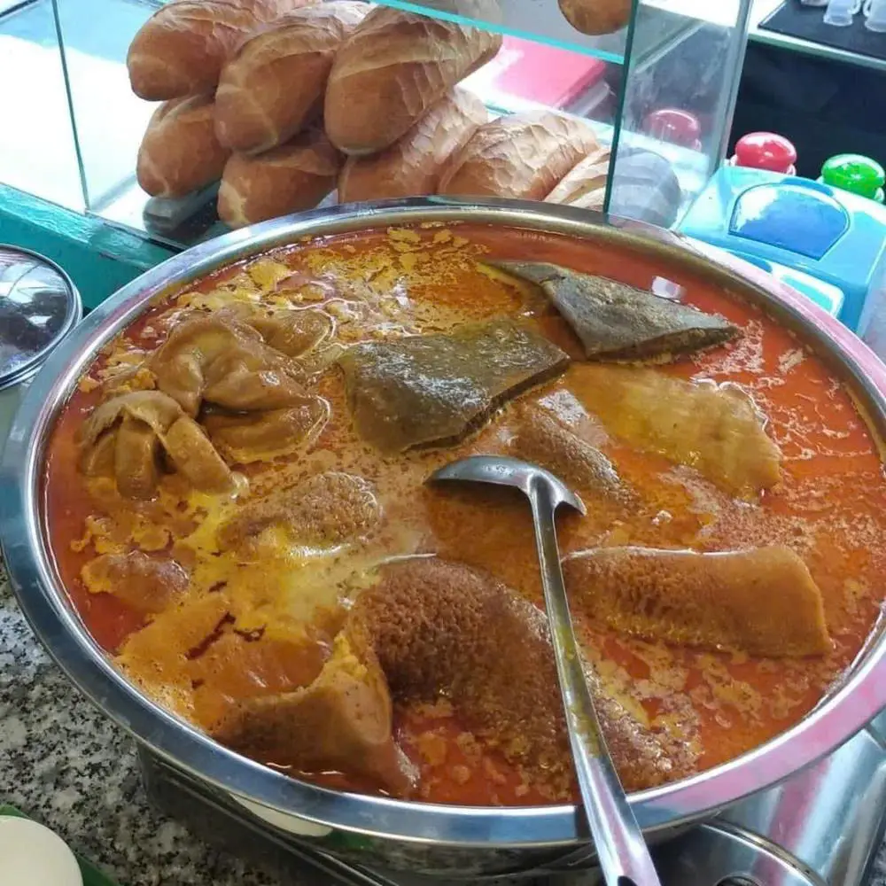 Ảnh bìa Phá Lấu Bò A Mỵ - Đường 17