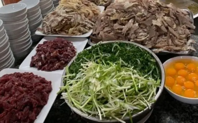 Ảnh bìa Phở Việt Gia Truyền Lý Quốc Sư - Định Công Hạ
