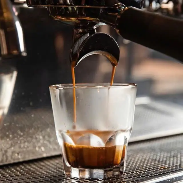 Ảnh bìa Cafe Pha Máy Kim Ngân - Trường Chinh