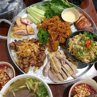 Ảnh đại diện Ngan Đi Bộ - Thái Thịnh