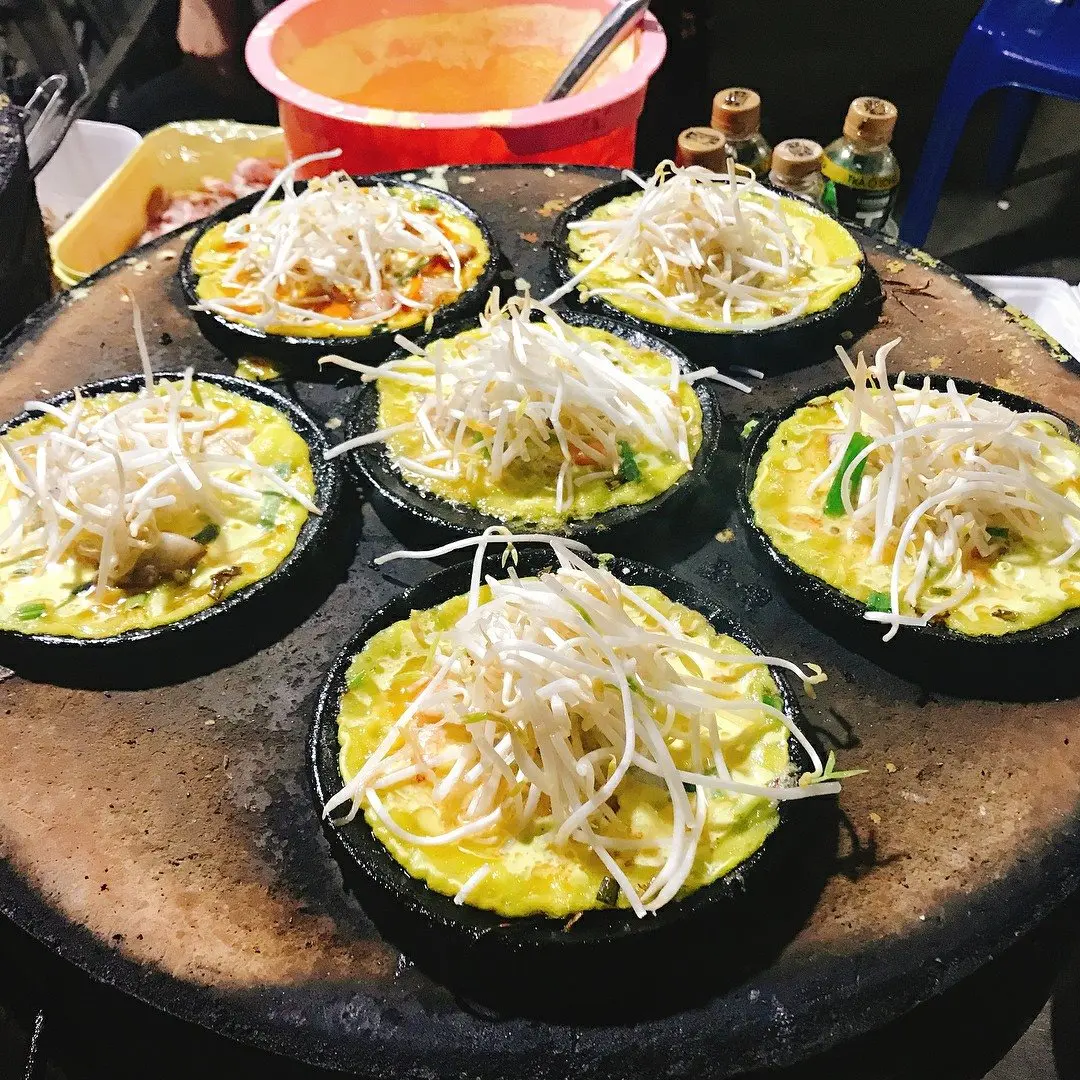 Ảnh bìa Phan Thiết Quán - Bánh Xèo Tôm Thịt Mực & Chả Cuốn Cá Trích - Lê Đức Thọ