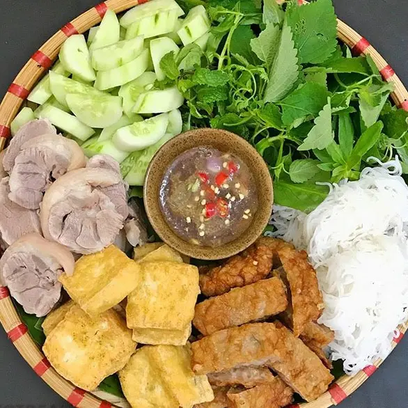 Ảnh bìa Bún Đậu Chú Lùn - Tây Sơn