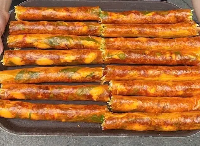 Ảnh bìa Bếp Mẹ Bắp - Sữa Chua, Bánh Tráng Trộn & Bánh Tráng Cuốn - Tiền Lân 15