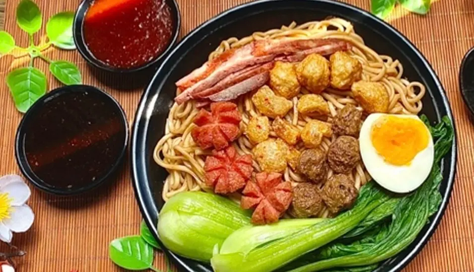 Ảnh bìa Ăn Vặt, Cá Viên Chiên & Mì Trộn Chít Chít - Vườn Lài 