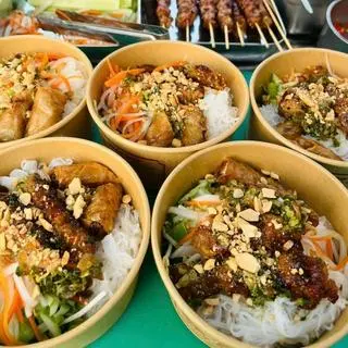 Ảnh đại diện Phát Đạt - Bún Thịt Nướng, Mì Tương Đen HQ & Cà Phê - Huỳnh Tấn Phát