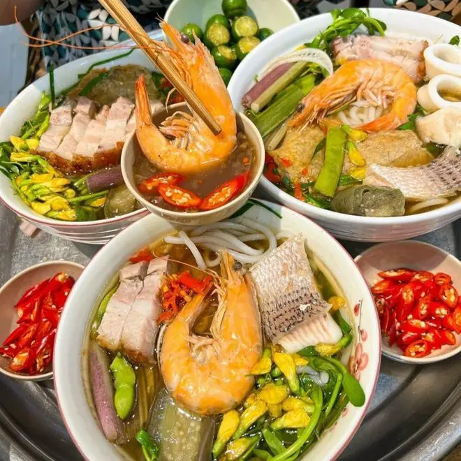 Ảnh bìa Góc Miền Tây - Bún Mắm, Lẩu Cá Kèo & Đặc Sản Miền Tây - Phạm Hồng Thái