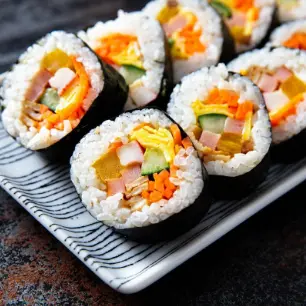 Ảnh bìa Bắp Food - Mì Trộn Indo, Nem Chua Rán & Các Món Ăn Vặt - Vũ Ngọc Phan