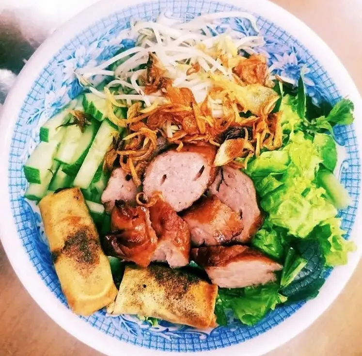 Ảnh bìa Bún Nem Nướng - Trịnh Thị Miếng