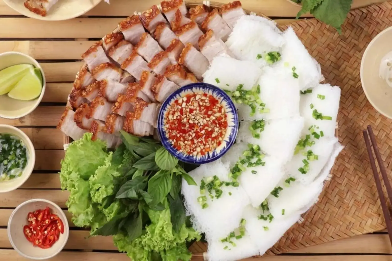 Ảnh bìa Bún Xào Cô Tâm - Dương Quảng Hàm