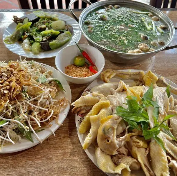 Ảnh bìa Quán Hữu Nghĩa - Gà Ta Tam Kỳ - Dương Đình Hội