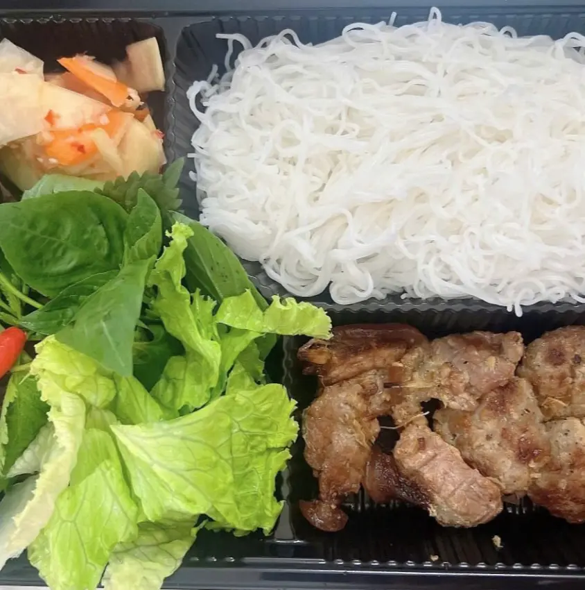 Ảnh bìa Quán Thiên Ân - Bún Chả Hà Nội & Ăn Vặt - Đường 8A