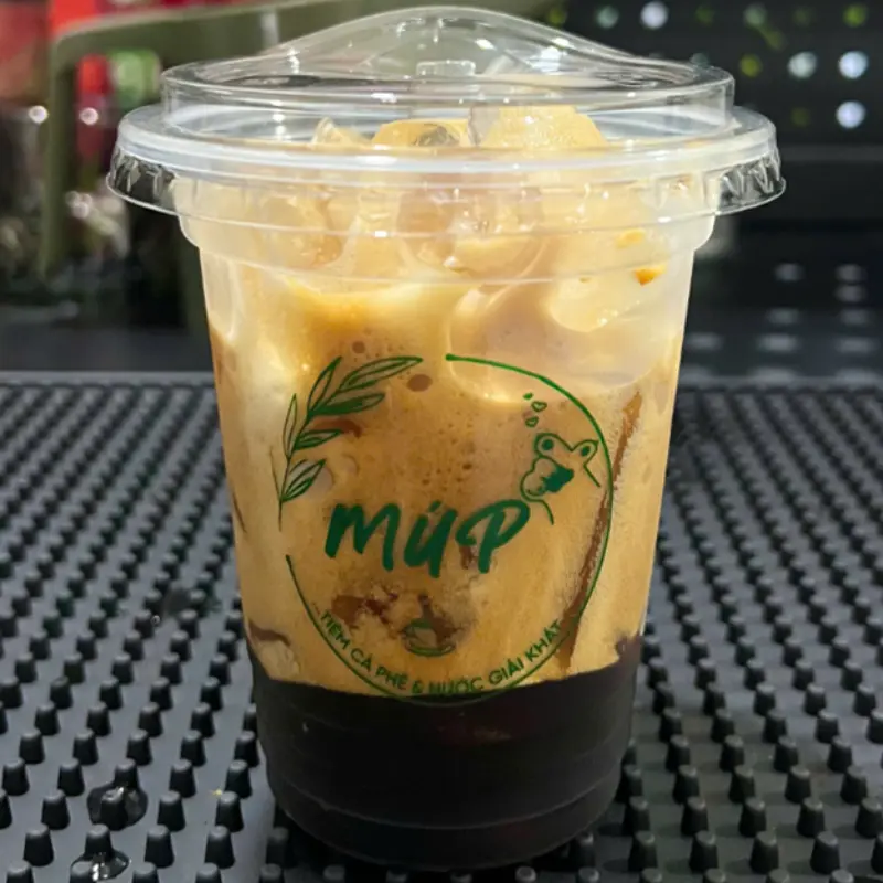 Ảnh bìa Múp - Tiệm Cà Phê và Nước Giải Khát - Nguyễn Văn Quỳ