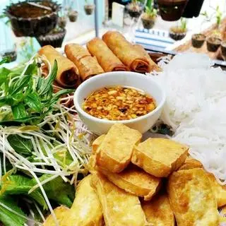 Ảnh đại diện Bún Nước Tương & Mì Trộn Nhà Làm - Dương Quảng Hàm
