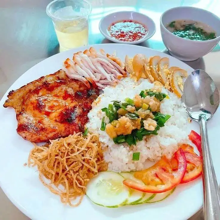 Ảnh bìa Cơm Vui - Đường Số 41