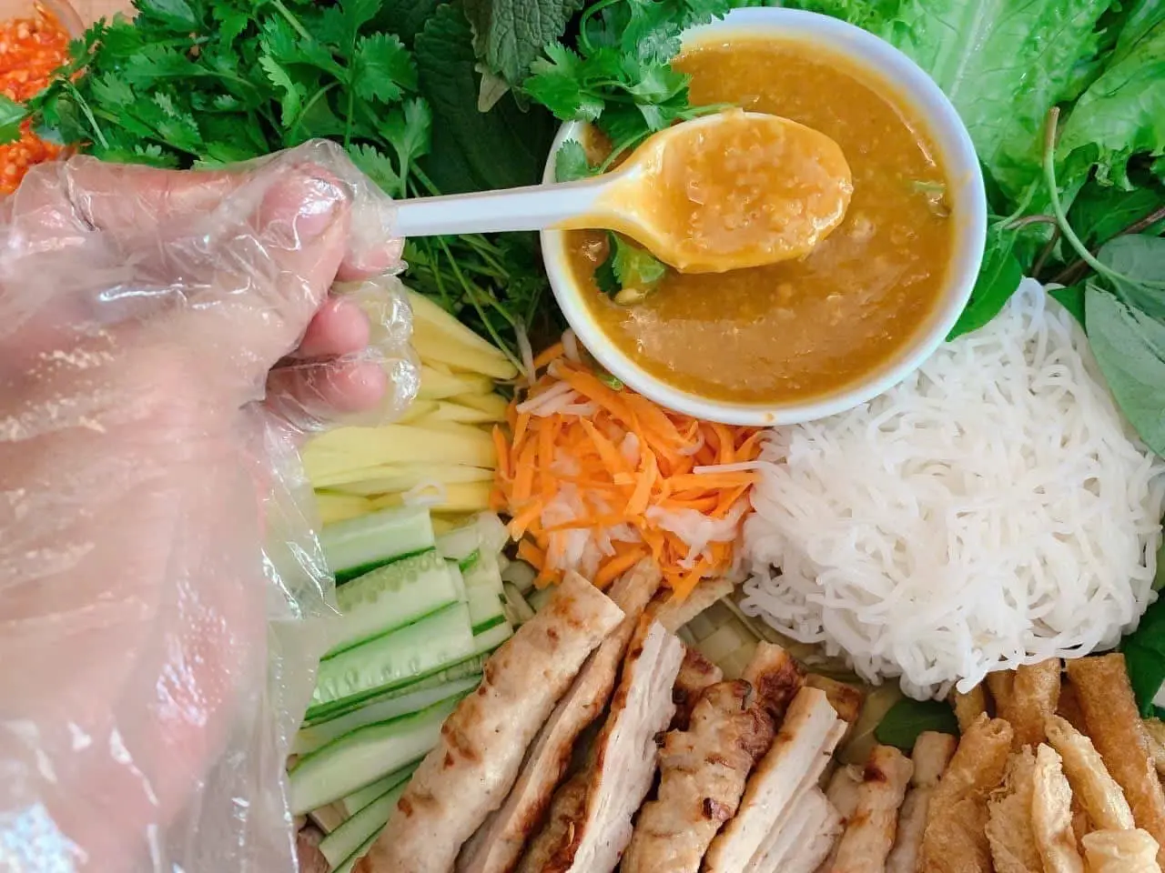 Ảnh bìa Nem Nướng Nha Trang & Bún Chả Hà Nội Anh Long - Phùng Văn Cung