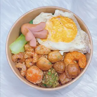 Ảnh đại diện Bee - Tiệm Trà, Đồ Ăn Vặt & Mì Trộn - Nguyễn Sơn Hà