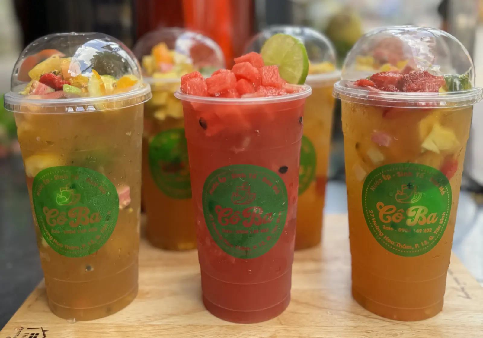 Ảnh bìa Sinh Tố Nước Ép Cô Ba - Hoàng Hoa Thám