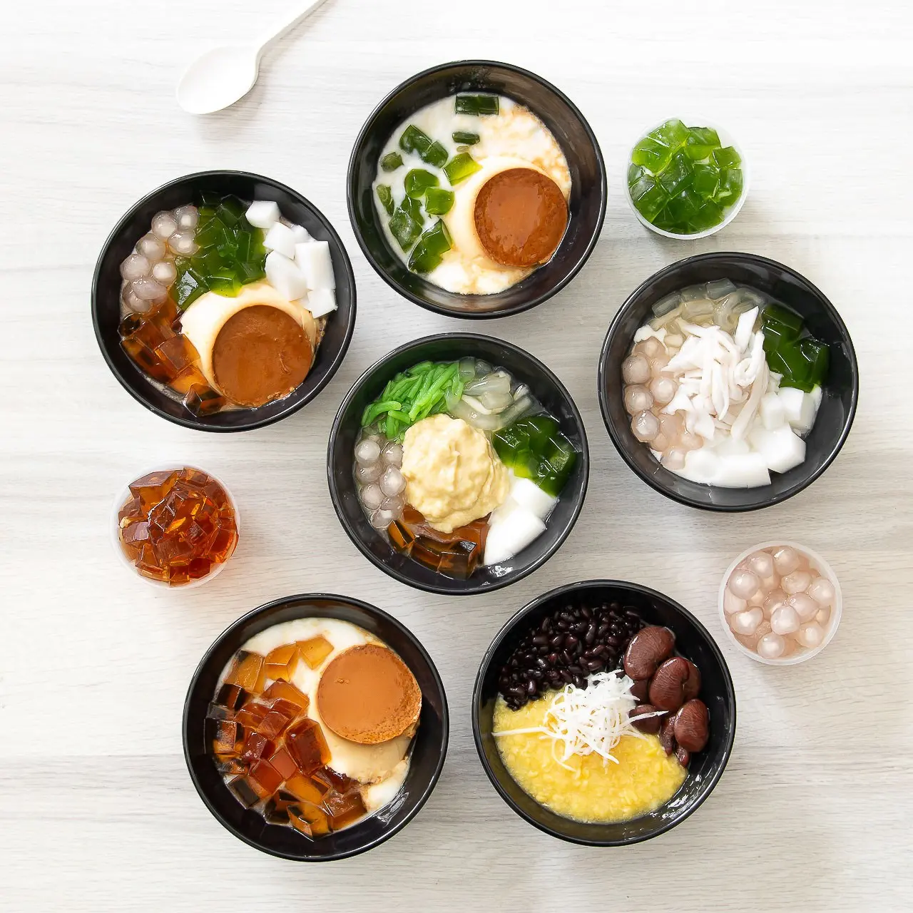 Ảnh bìa Chè Và Ăn Vặt - Chóp Chép - Chùa Bộc