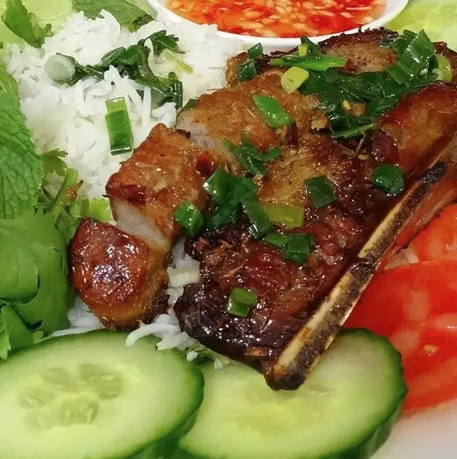 Ảnh bìa Quán Cơm Tân Hoàng Gia - Lê Văn Thịnh