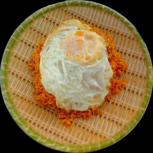 Ảnh bìa Cô Tâm - Mì Indomie, Nui Xào Bò & Hambuger - Đặng Thùy Trâm