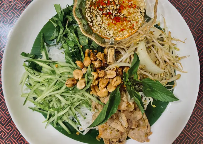 Ảnh bìa C Food - Lã Xuân Oai