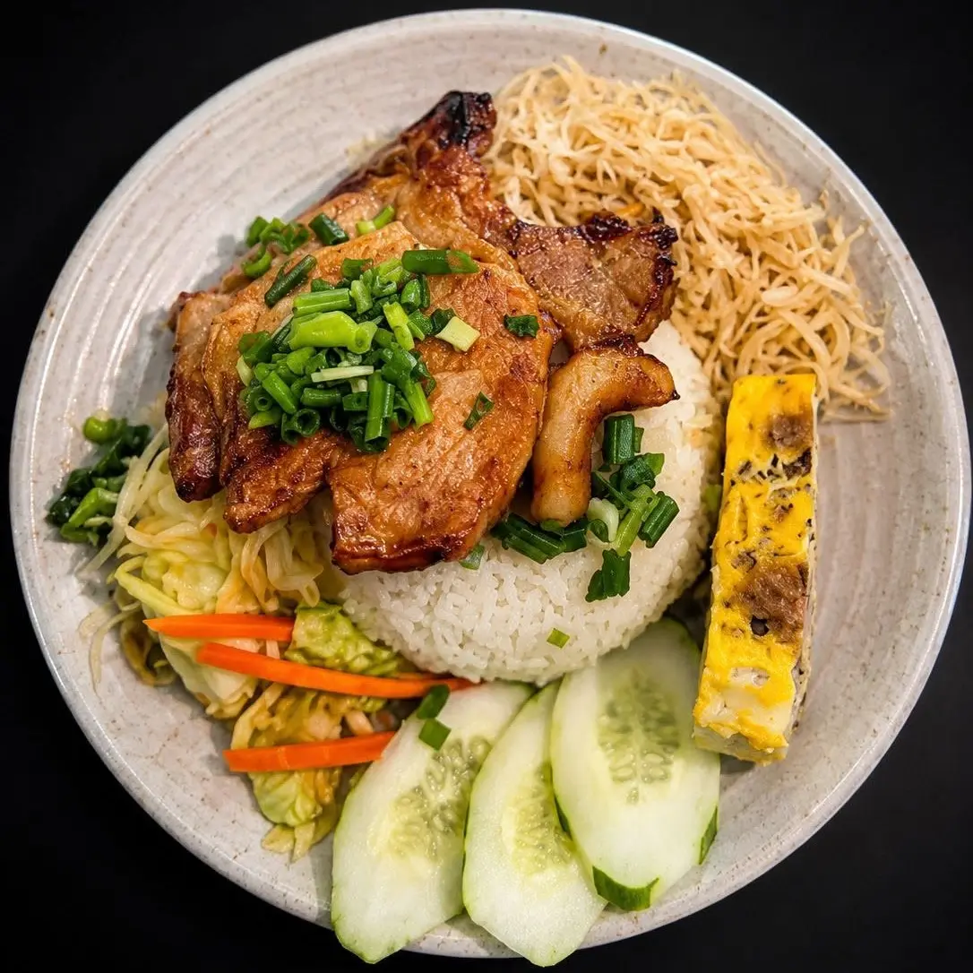 Ảnh bìa Bò Lá Lốt, Gỏi Cuốn & Cơm Tấm - Trịnh Thị Miếng