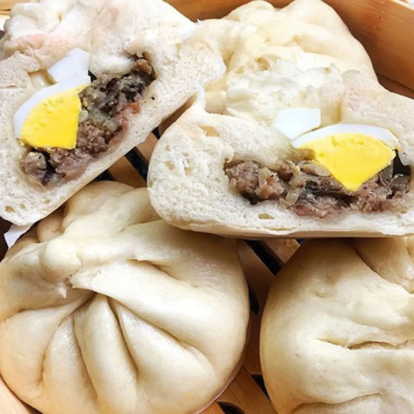 Ảnh bìa Tiệm Bánh Nhà Làm - Chuyên Bánh Bao - Lệ Mật