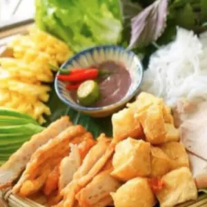 Ảnh bìa Sơn Hà Quán - Bún Đậu Mắm Tôm & Đồ Ăn Vặt - Xuân Đỉnh